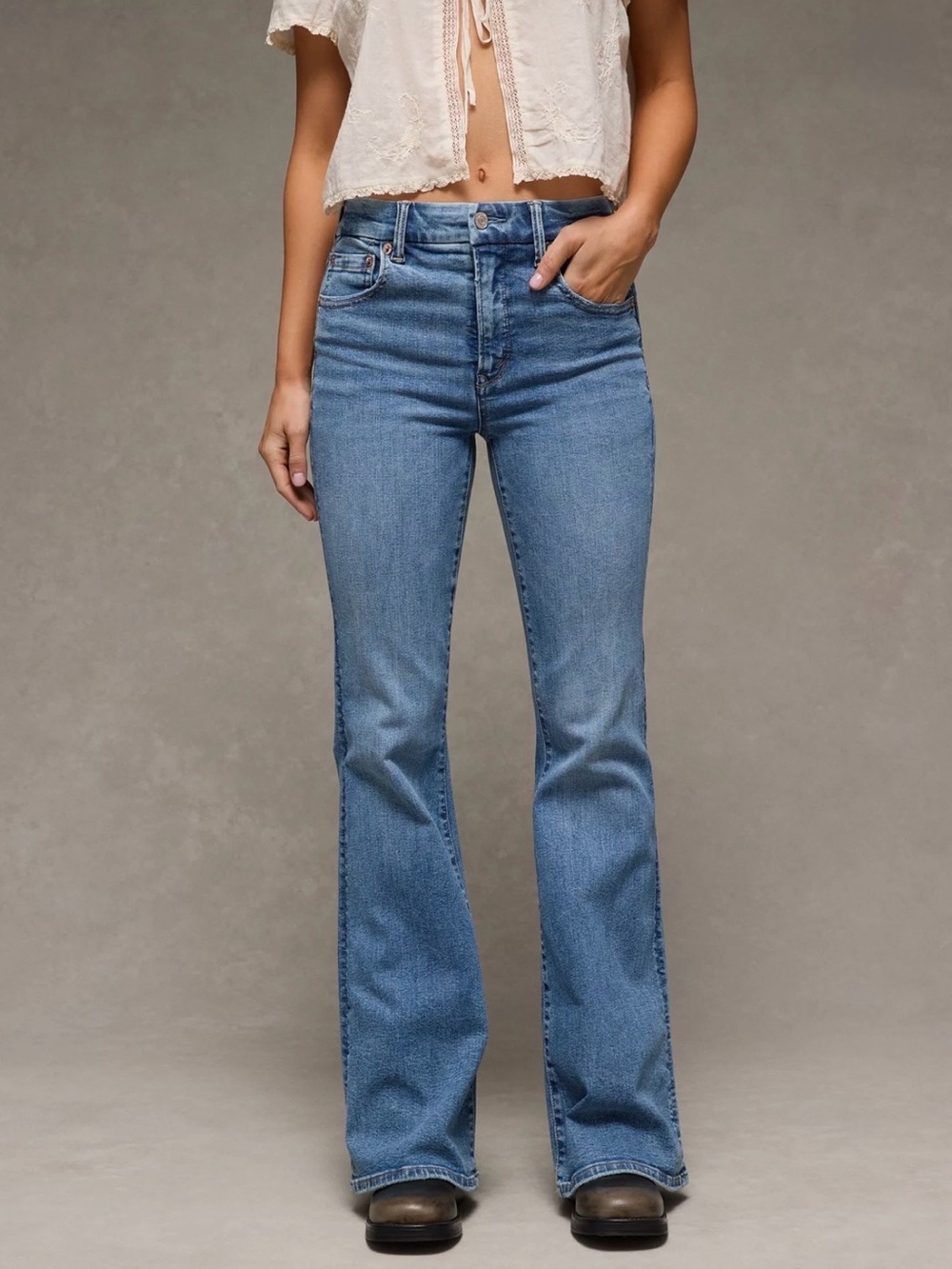 NWOT American Eagle AE Super High-Waisted Flare Jean - Picture 1 of 9
